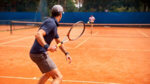 Aprende los fundamentos básicos del tenis